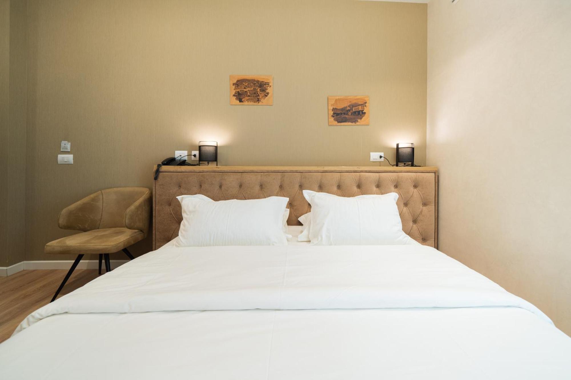 Merko Hotel Берат Екстериор снимка