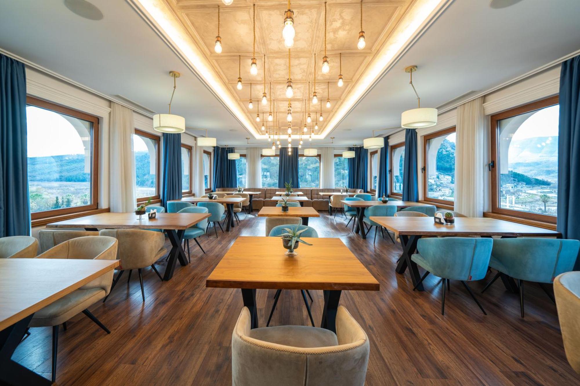 Merko Hotel Берат Екстериор снимка